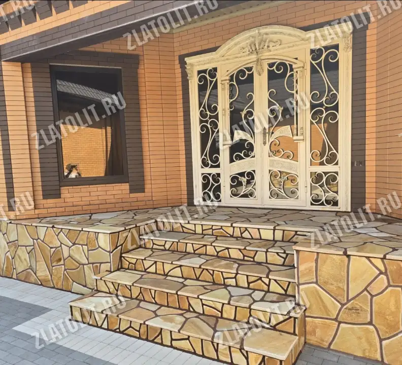 жёлтый плитняк златолит для мощения и облицовки в наличии от производителя